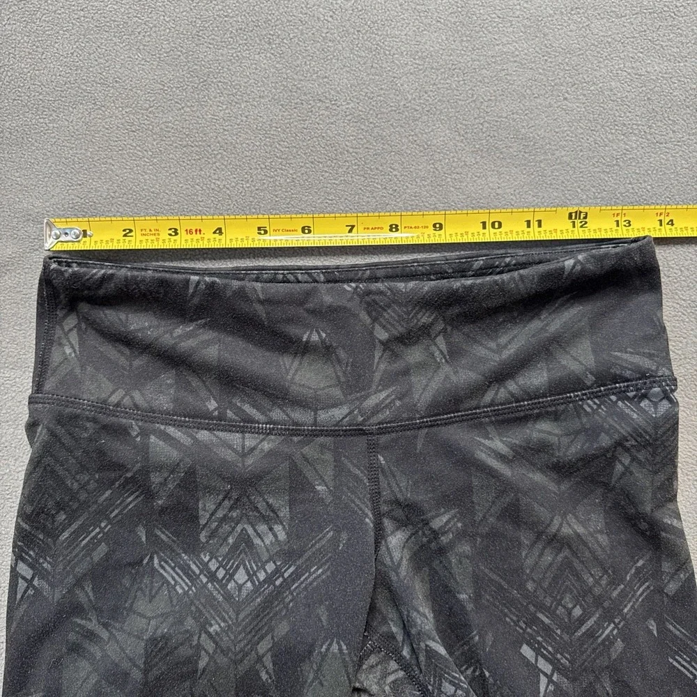 ALO Leggings Womens Small Black Green Geometric Cropped Capri Stretch Yoga Sport